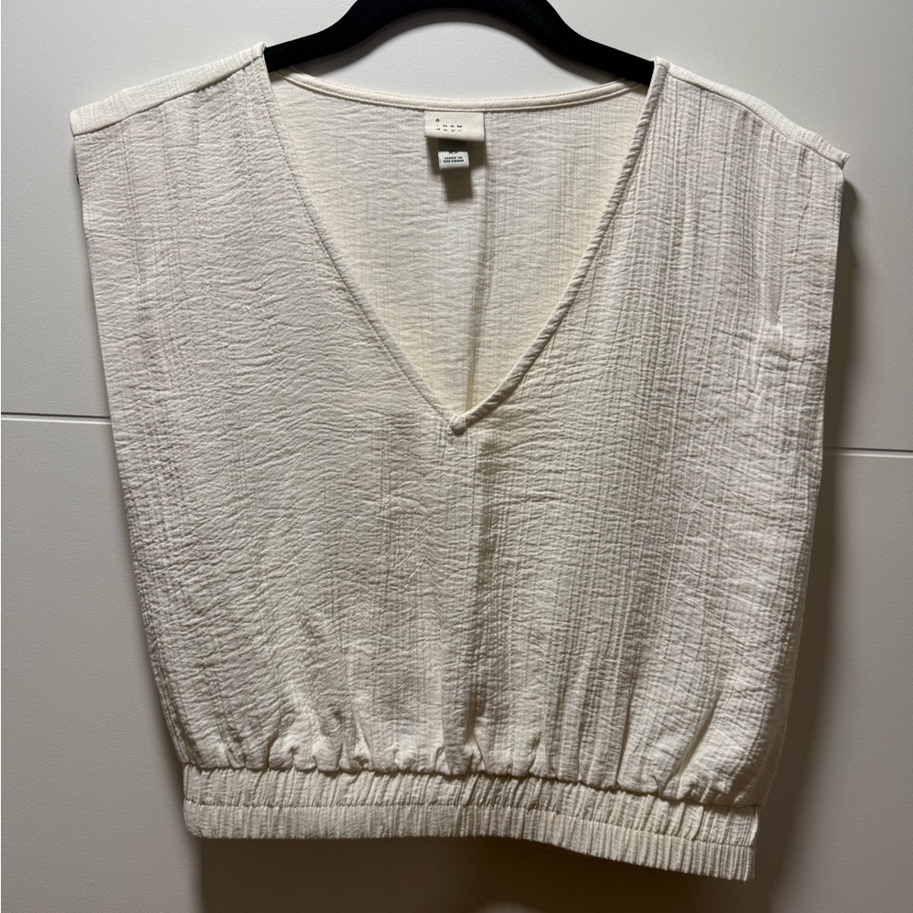 a new day Cream Textured V-Neck Sleeveless Crop Top